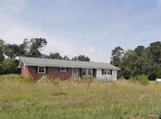 2791 S State Hwy #41, Chinquapin, NC 28521