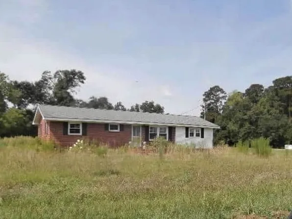 2791 S State Hwy #41, Chinquapin, NC 28521