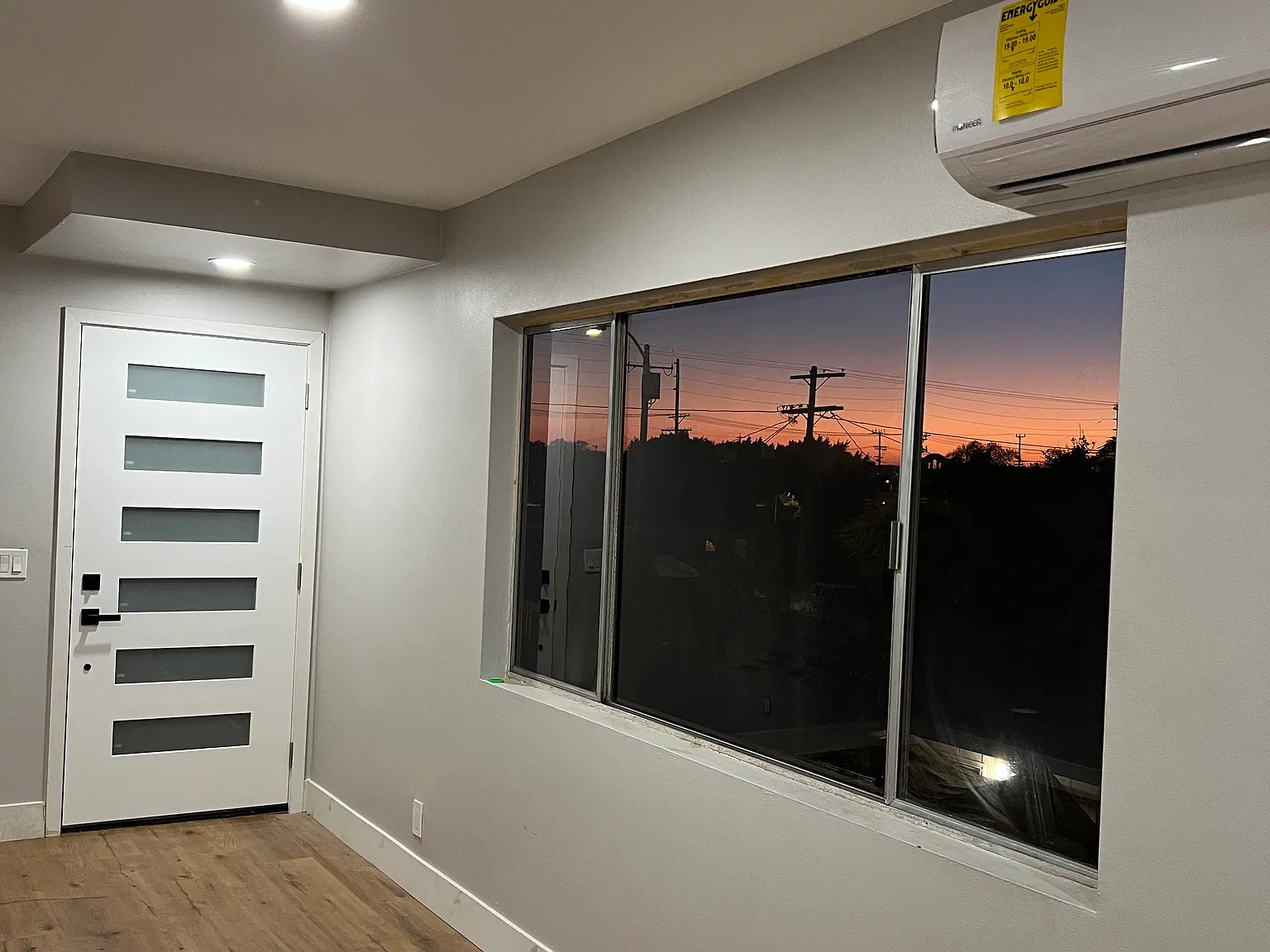 2 bed, $2,950 — Photo 1