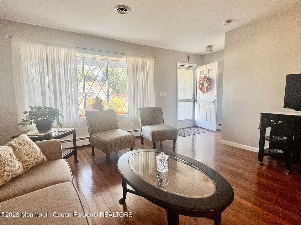 170 Castleton Drive, Toms River, NJ 08757 Zillow