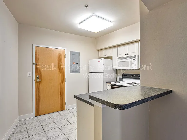 Poythress Apartments — Photo 62