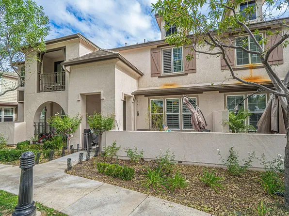28517 Pietro Dr, Valencia, CA 91354