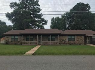 1511 E 5th St, Hope, AR 71801