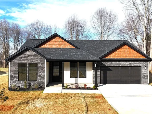 528 Dillon St, Chesnee, SC 29323