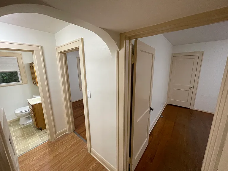275 Forest Hill Dr — Photo 12