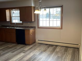 508 Emmonsville Rd, Hatley, WI 54440