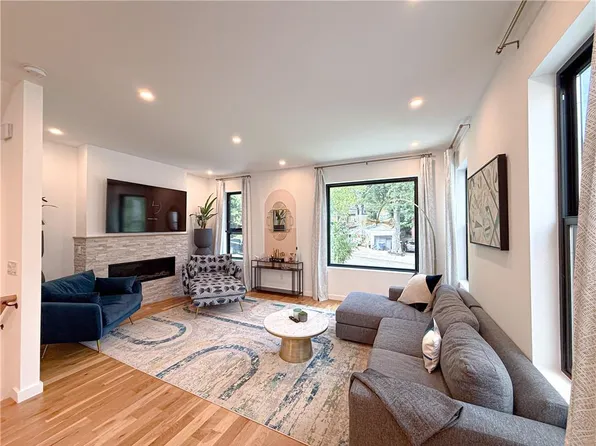 825 Barnett St NE, Atlanta, GA