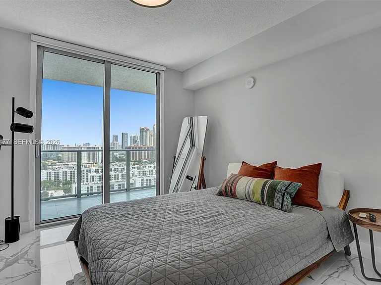330 Sunny Isles Blvd #5-2207 — Photo 19