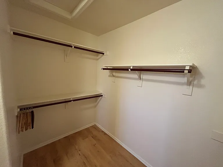 4334 E Anderson Dr — Photo 41