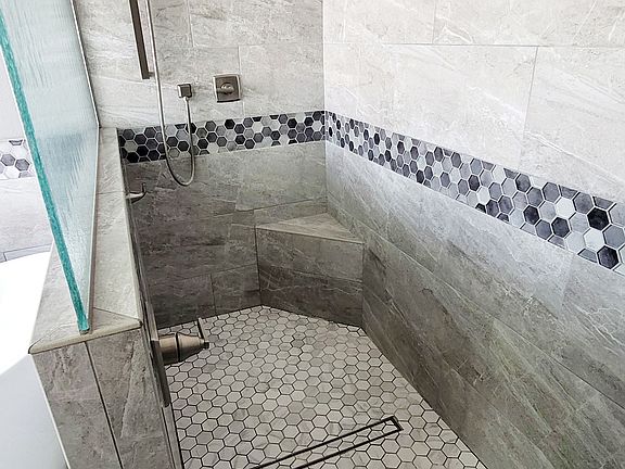 Master Bath Walk-In Shower