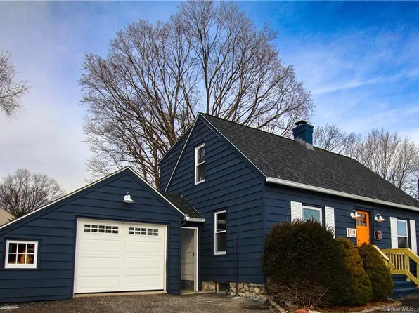 100 Clough Road, Waterbury, CT 06708