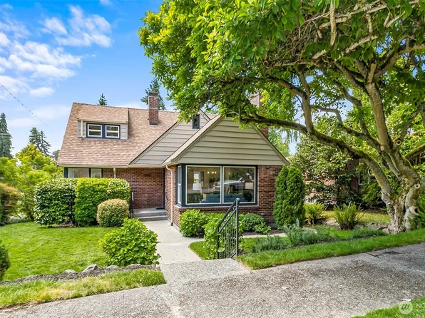6547 46th Avenue NE, Seattle, WA 98115