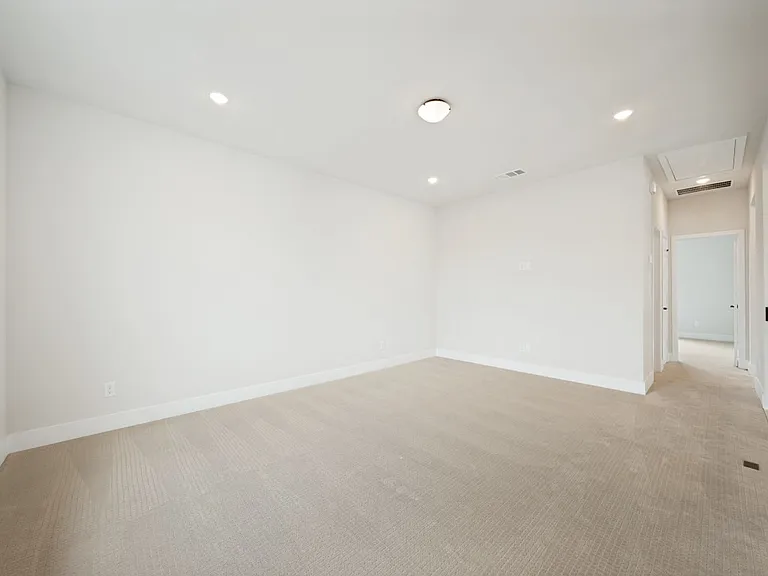 7221 Confetti St — Photo 5
