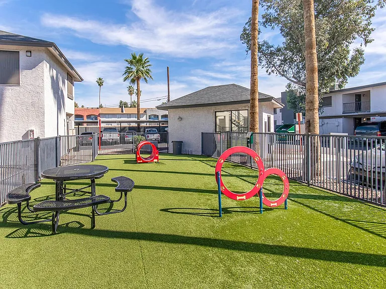 MOVE IN SPECIAL! $0 DEPOSIT OAC — Photo 5