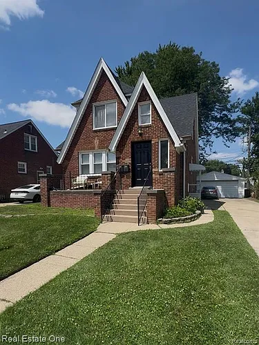 122 W Houstonia Ave #B Photo 1