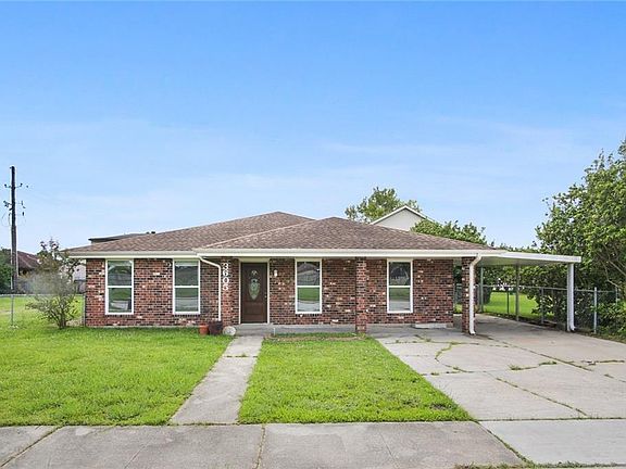 2nd image of 3605 Lyndell Dr