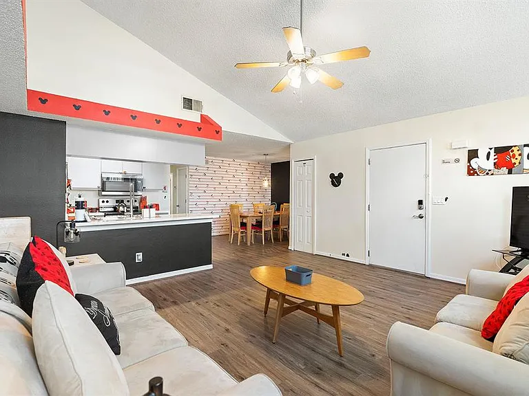 2735 N Poinciana Blvd #100 — Photo 4