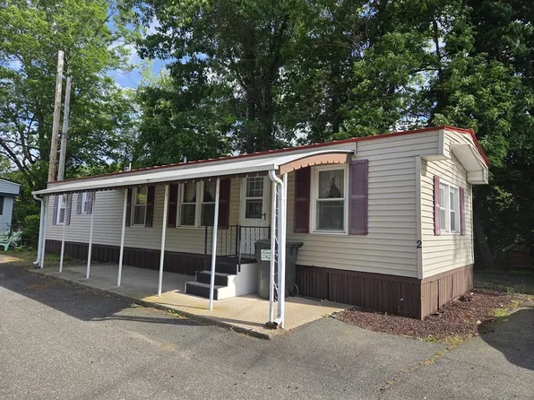 189 Springfield Rd #2, Westfield, MA 01085