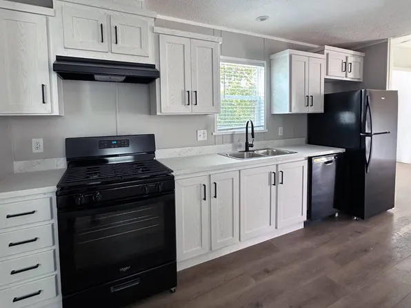 4377 W County Line Rd #428, Greenwood, IN 46142