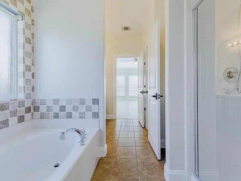2805 Marsha Ln — Photo 15