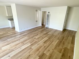 234 W Alamar Ave, Santa Barbara, CA