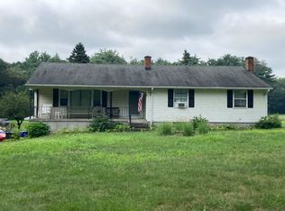 14 Harrington Rd, Broad Brook, CT 06016