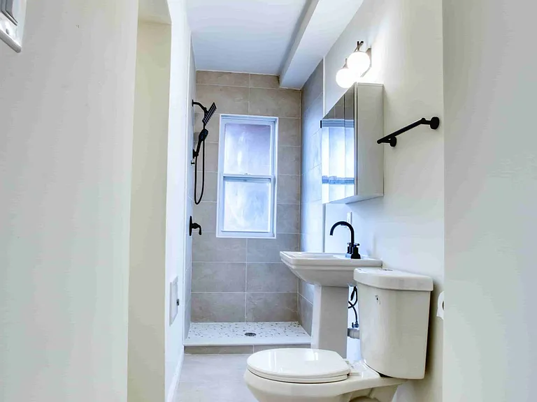 49-51 Kibbe St #101 — Photo 11