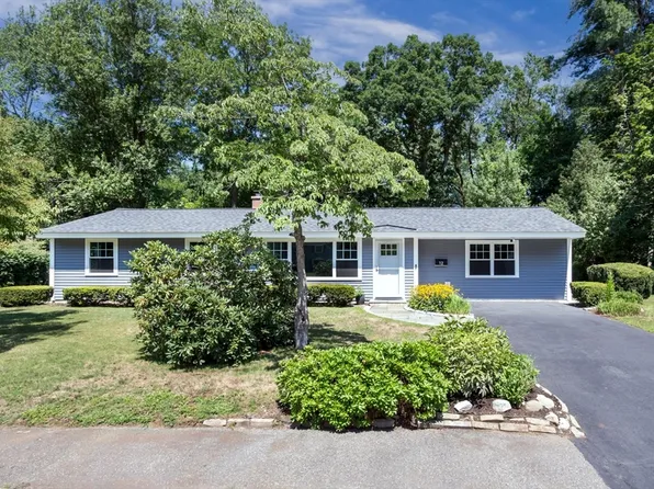 12 Terri Rd, Framingham, MA 01701