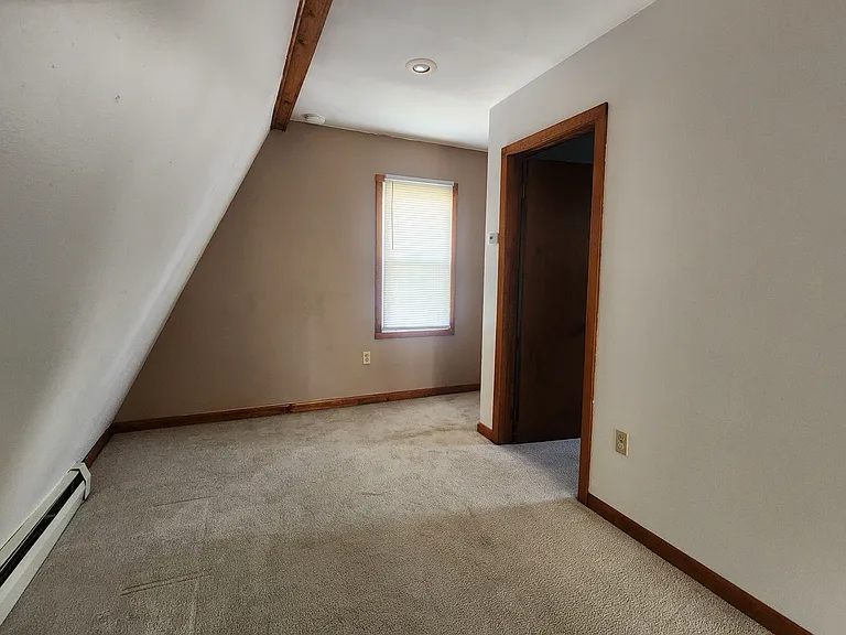 913 Old Berwick Rd — Photo 16