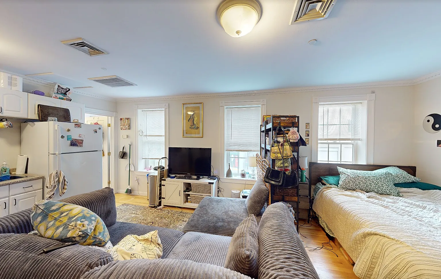 Studio, 421 sqft, $2,500 — Photo 3