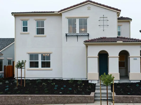 3056 El Capitan Dr, Marina, CA 93933