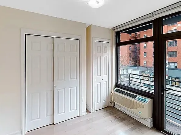 821 9th Avenue image 5 of 7