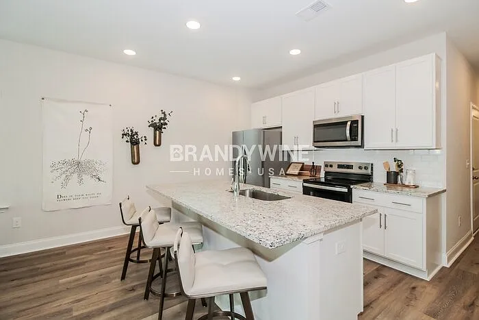 3 bed, 2.5 bath, 1511 sqft, $1,899 — Photo 4