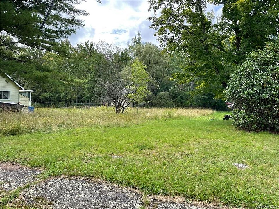 14 Maple Avenue N, Loch Sheldrake, NY 12759 MLS H6267143 Zillow