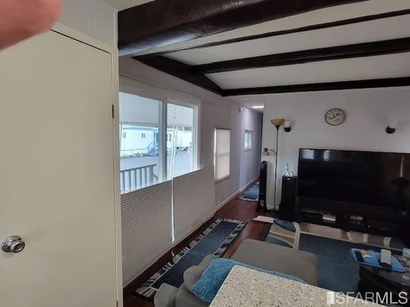 1700 El Camino Real #18-01, South San Francisco, CA 94080