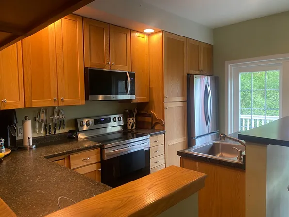 46 Barrister Dr Unit D, White River Junction, VT 05001