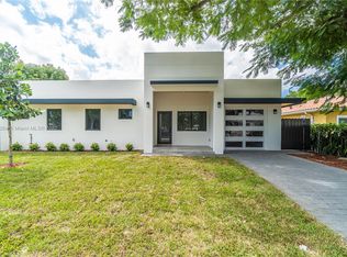 180 SW 50th Ave, Miami, FL 33134