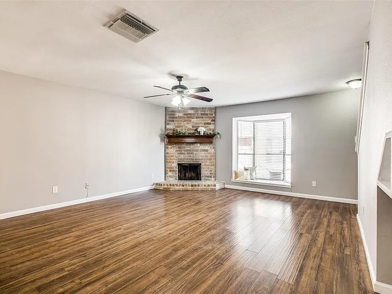 2103 Place Rebecca Ln #D4 — Photo 9