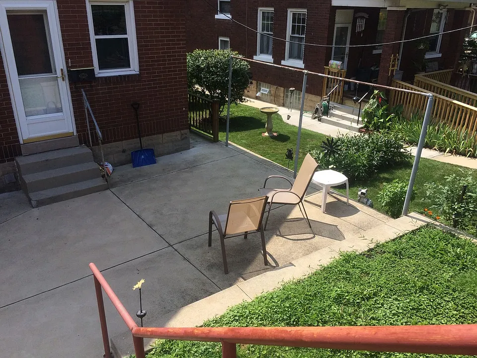 2416 Mount Troy Rd #1