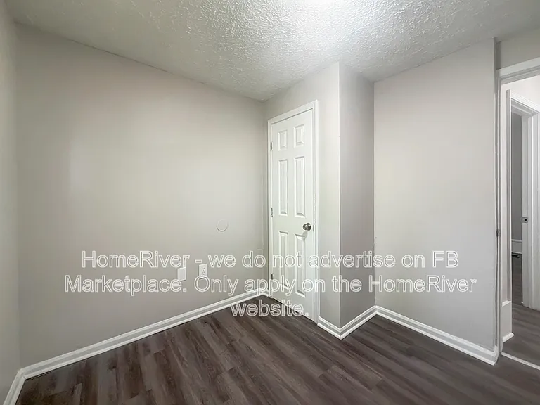 3909 W Broadway — Photo 13