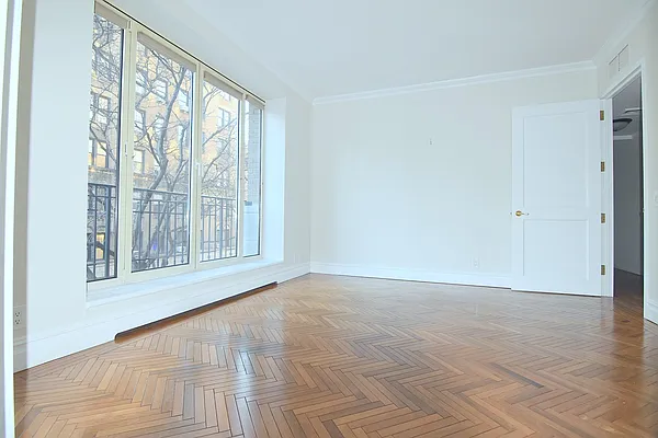 Rented by Manhattan Spaces | media 6