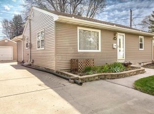 1609 2nd St N, Fargo, ND 58102