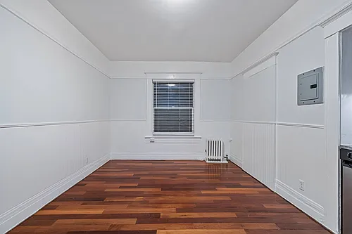 1008 Larkin Photo 1