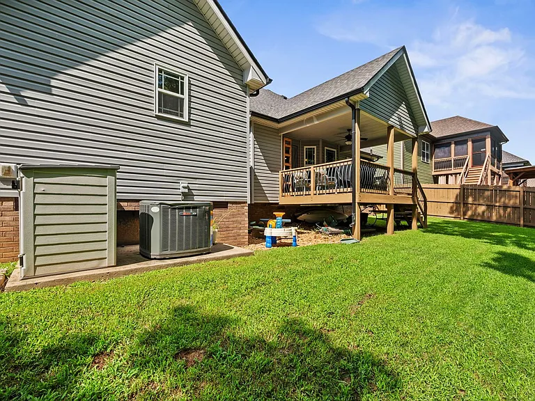 1048 Harrison Way — Photo 17
