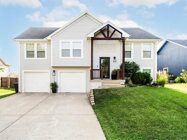 510 Heritage Dr, Baldwin, KS 66006