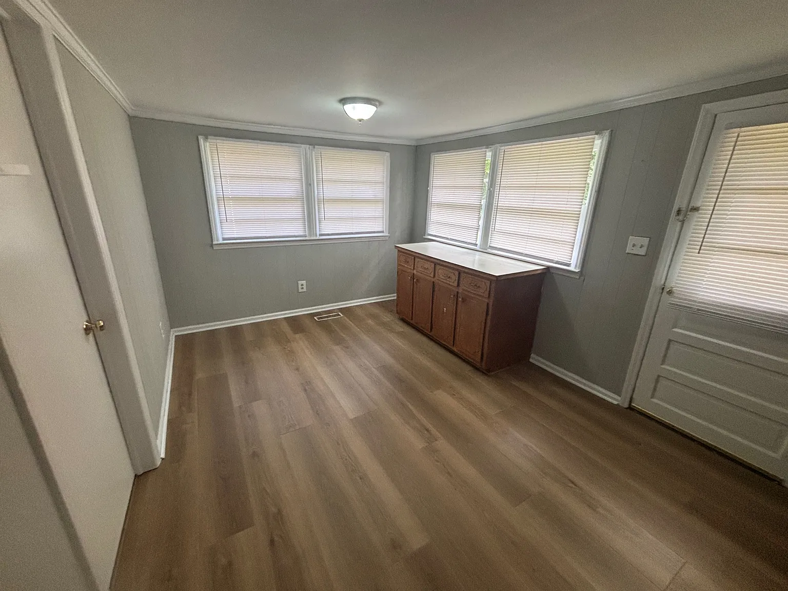 402 E Branch Street - 1 — Photo 3