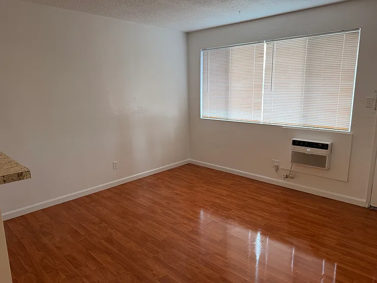 2648 Pacific Ave #22 — Photo 3