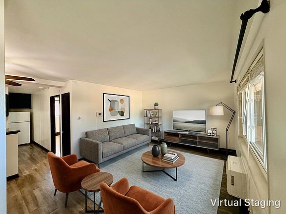 5th image of 4211 W 95th St APT 2D