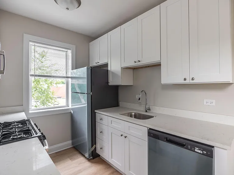 2606 N Kimball Ave #4-11 — Photo 7