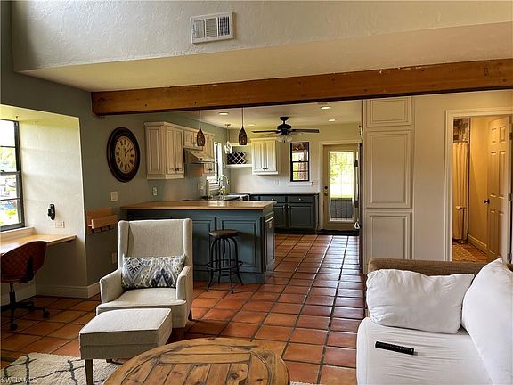 2nd image of 5825 Dogwood Way